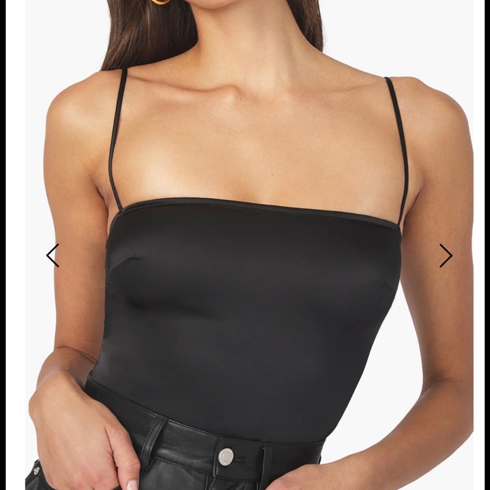 WeWoreWhat
STRETCH CHARMEUSE BODYSUIT
SIZE (6)  BLACK
